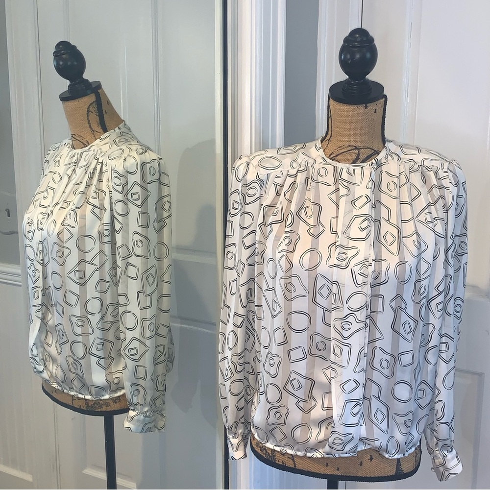 Vintage 80s Helene St Marie Pleated Long Sleeve Button Down Blouse 4
